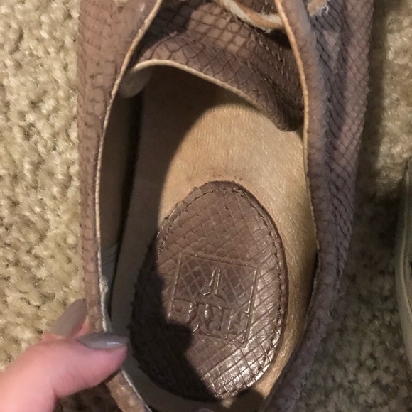 Frye Maya Low Lace Sneakers - Picture 4 of 4